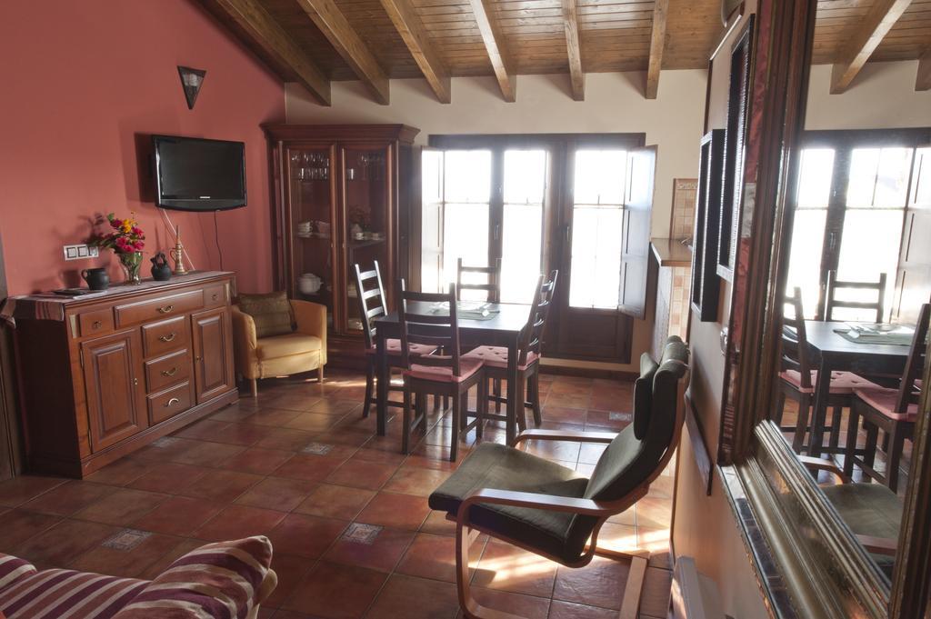Apartamentos Rurales Villa Del Sain Cudillero Exterior photo